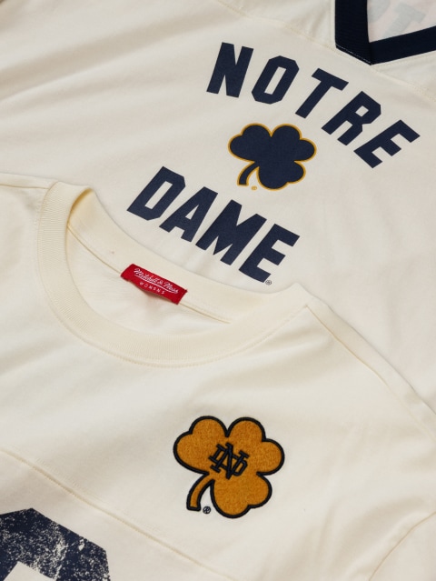 Mitchell & Ness Retro Roots